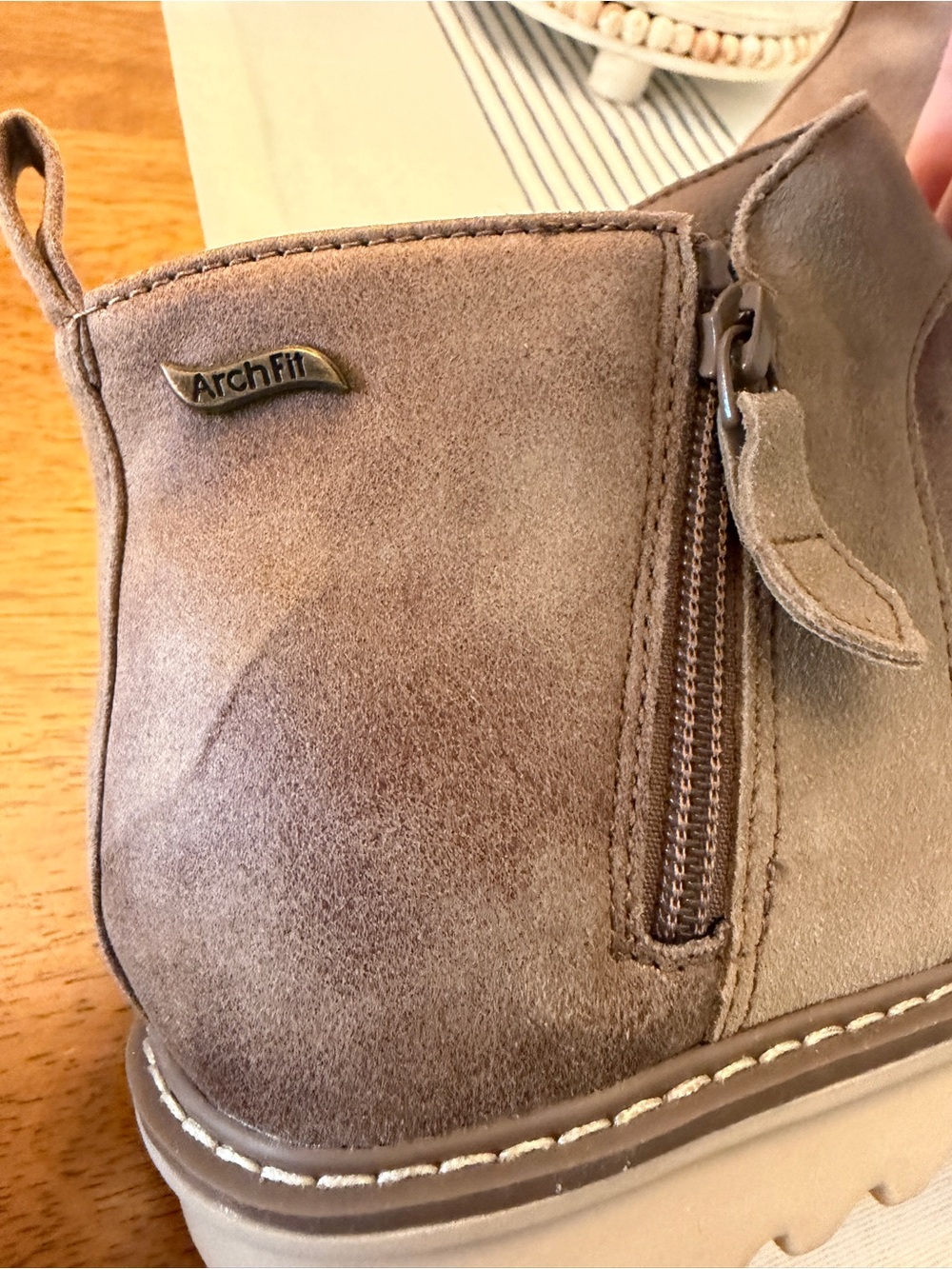 Skechers Arch Fit Women’s 11 Taupe Ankle Boots Air Cooled Memory Foam - Picture 3 of 7